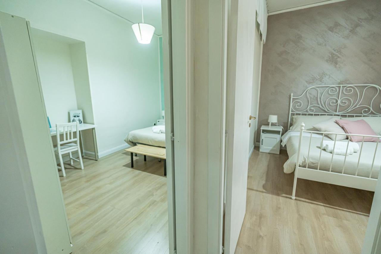 Casa Vacanze Decumano 18 Nápoles Exterior foto